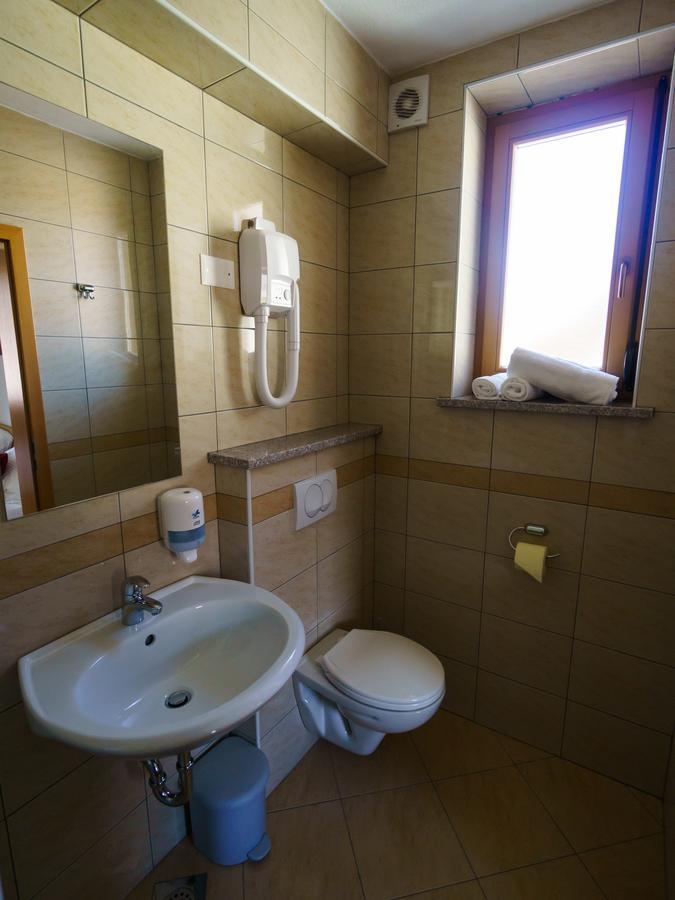 Bed & Breakfast Karun ツェルクニェ・ナ・ゴレニスケム エクステリア 写真